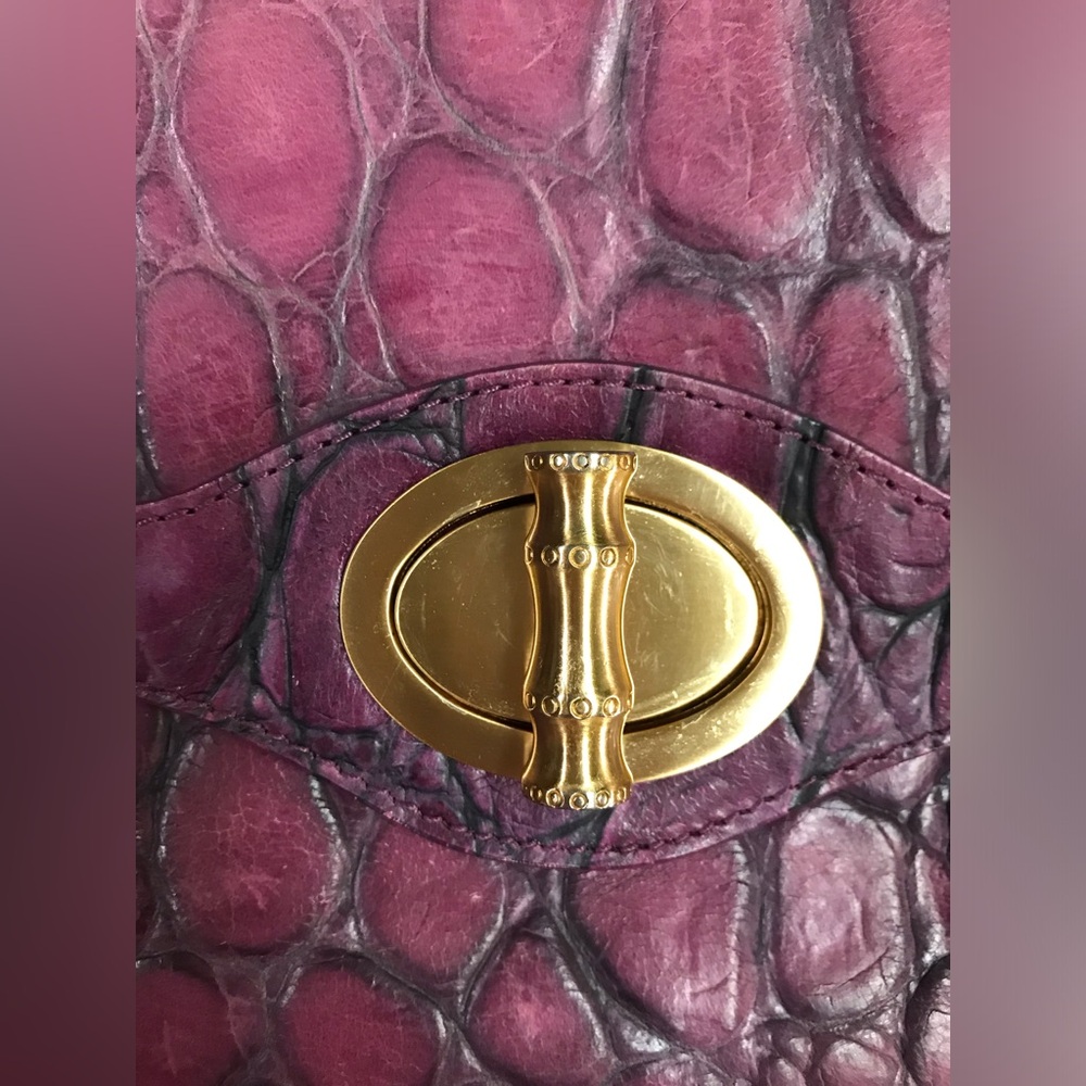Elaine Turner Rare purple Croc turn lock wooden handle red lining - Picture 15 of 16